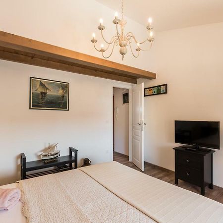 Skipper Suites Novigrad Istria Esterno foto