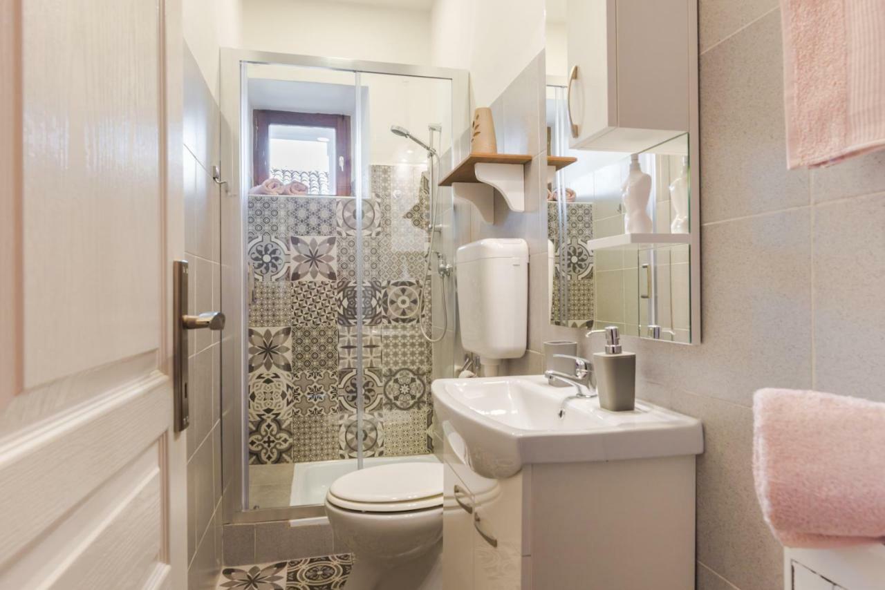 Skipper Suites Novigrad Istria Esterno foto